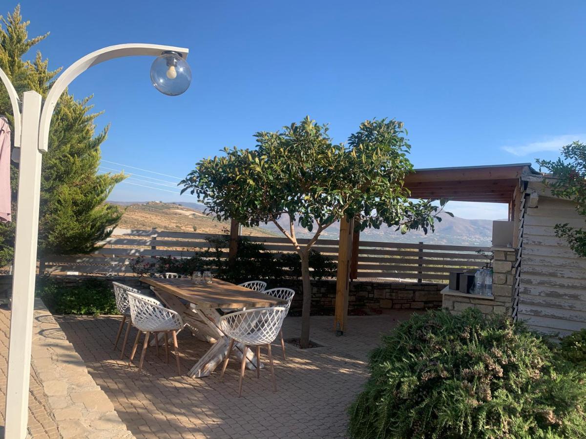 Carob Villa Moirai Exterior photo