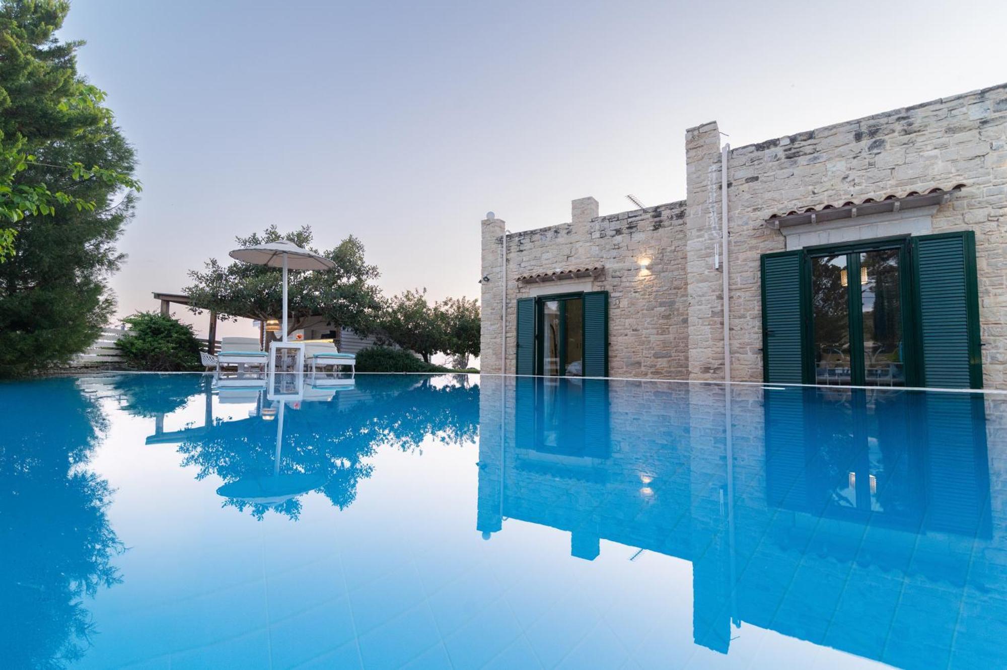 Carob Villa Moirai Exterior photo