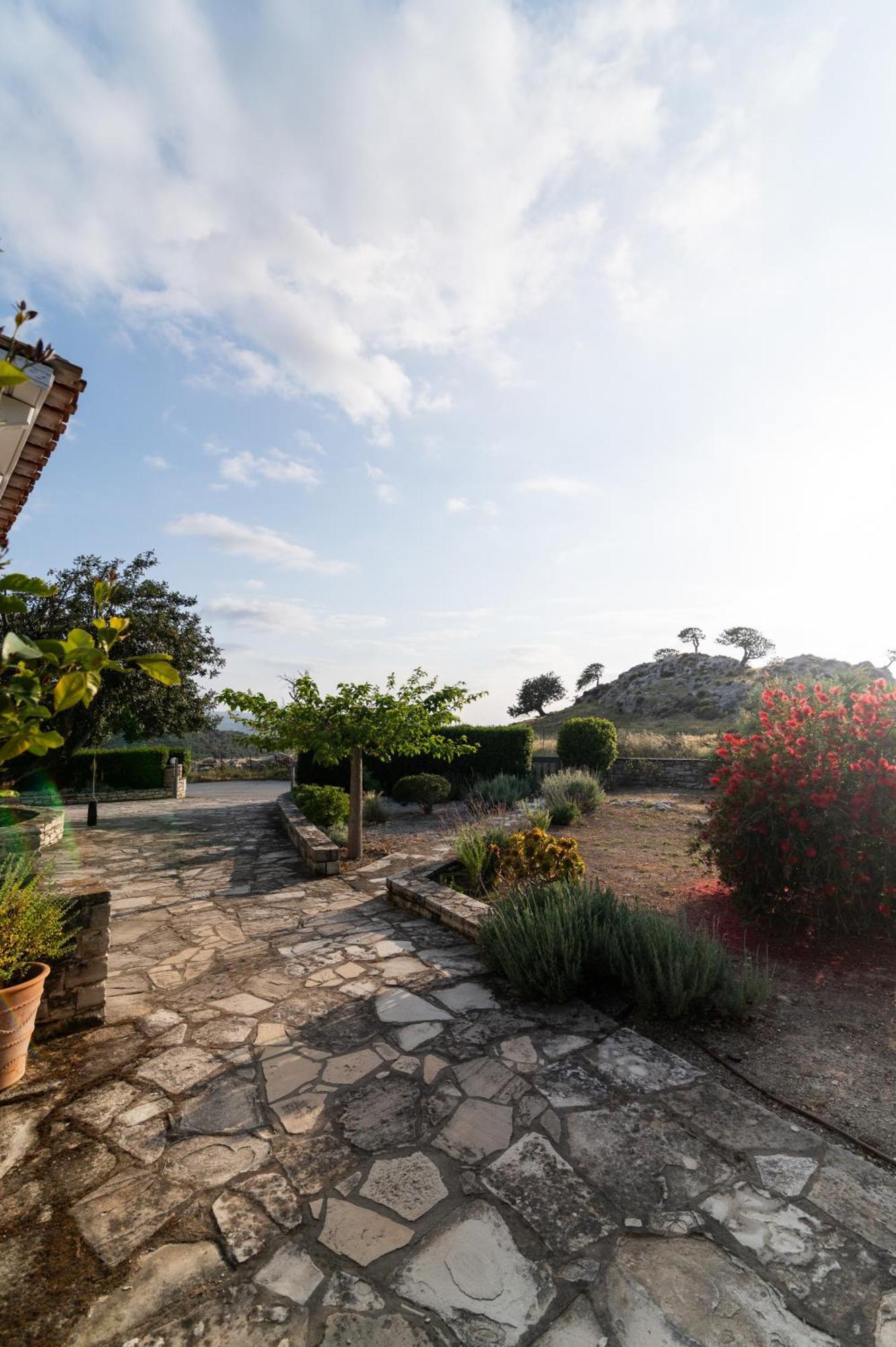 Carob Villa Moirai Exterior photo